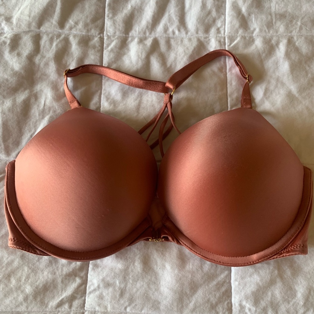 Victoria’s Secret bra plunge size 32D